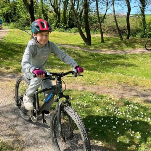 Ginst - mountain biking