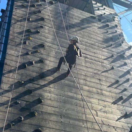 Amroths amazing abseiling