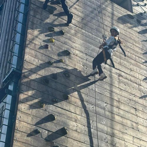 Amroths amazing abseiling