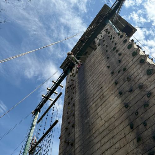 Ginst - Climbing