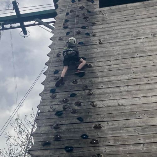 Ginst - Climbing