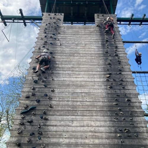 Ginst - Climbing
