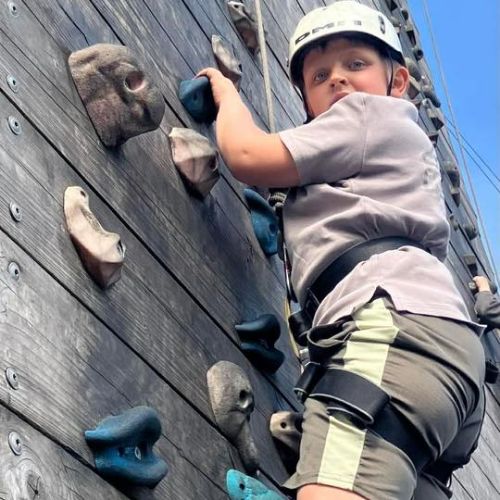 Ginst - Climbing