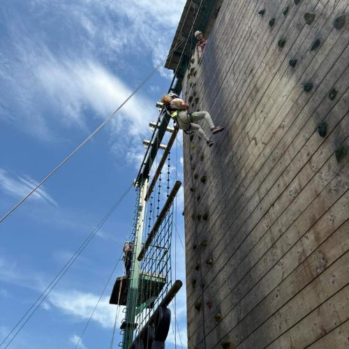Ginst - Climbing