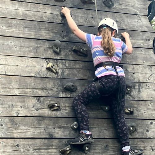 Ginst - Climbing
