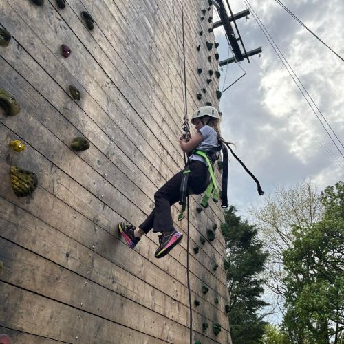 Ginst - Climbing