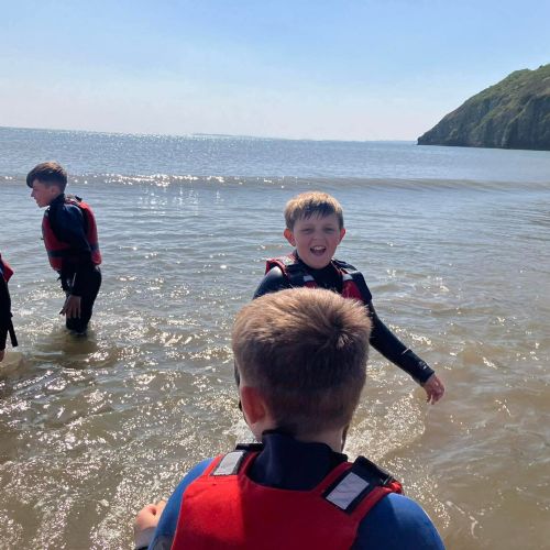 Team Dale and Ginst sea activities