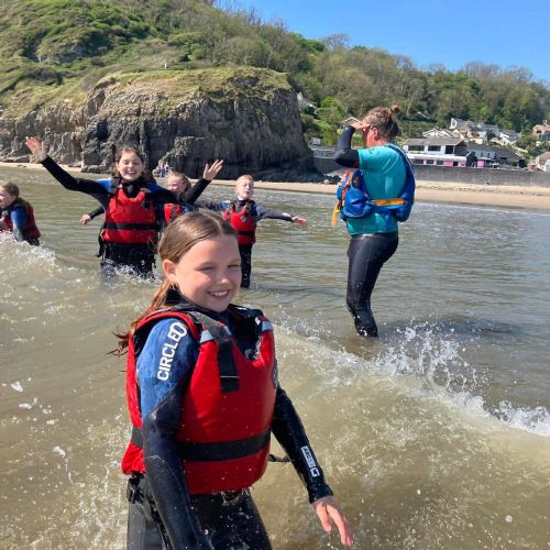 Team Dale and Ginst sea activities