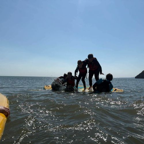 Team Dale and Ginst sea activities