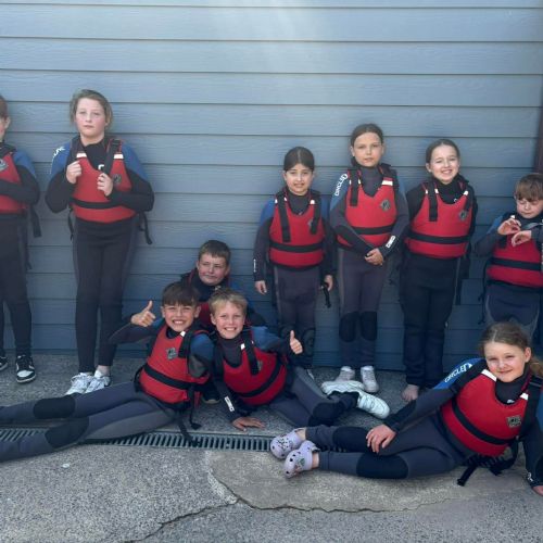 Team Dale and Ginst sea activities