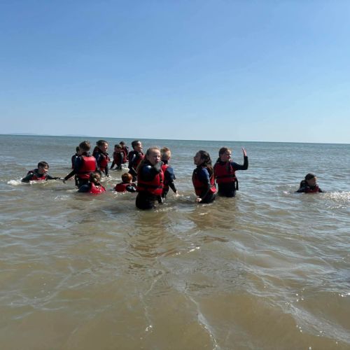 Team Dale and Ginst sea activities