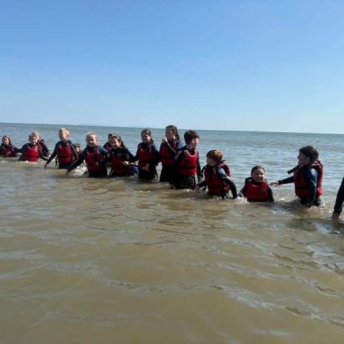 Team Dale and Ginst sea activities